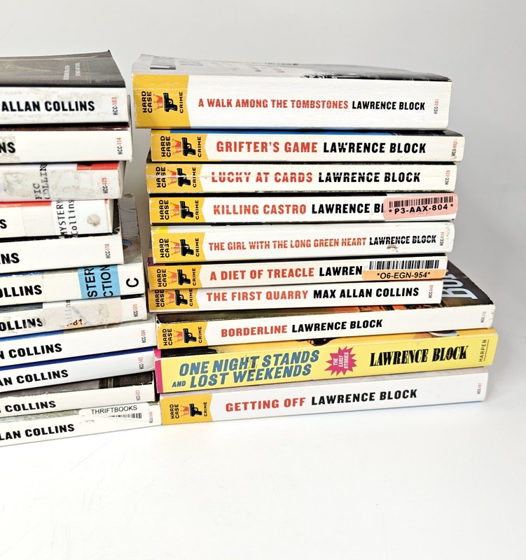 Hard Case Crime Lot of 29 Hard Boiled Noir Action Mystery Thriller Pulp Novels gallery