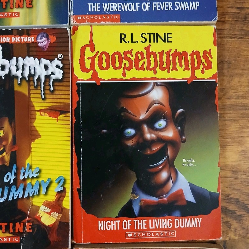 90s/2000’s Lot of 14 Scholastic (4) 1st Printing Goosebumps Books RL Stine gallery