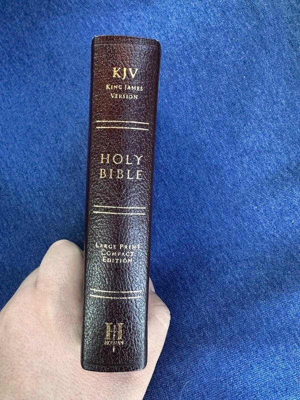 Holy Bible Holman Compact Edition Large Print