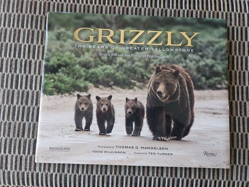 Grizzly: The Bears of Greater Yellowstone Wilkinson VG HC DJ Plastic Sleeve